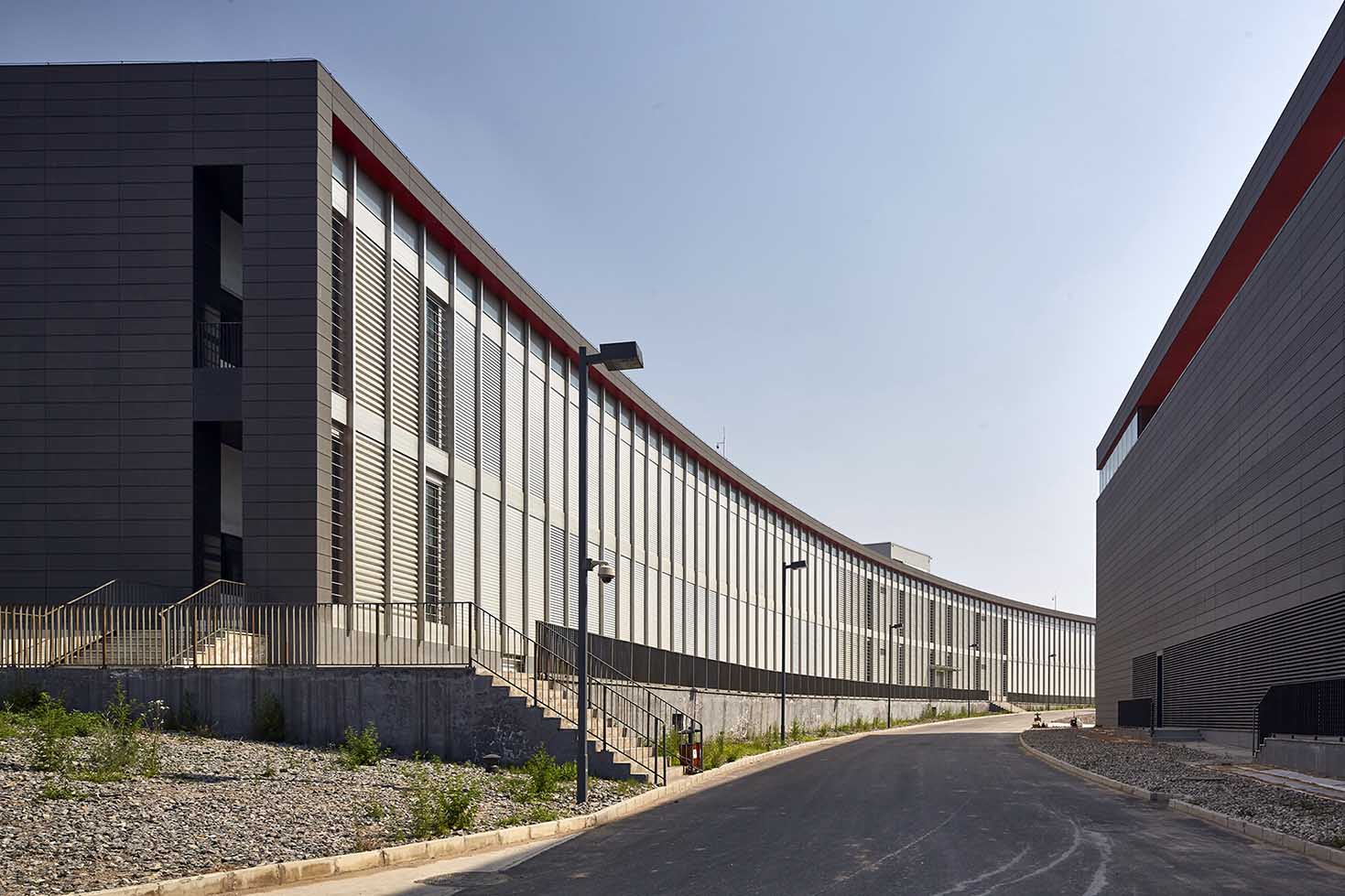 1660024751744025.jpg 建筑外立面及園區綠化實景照片 (7).jpg